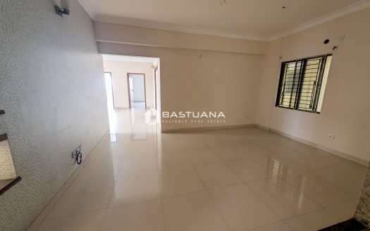 Spacious 2,450 Sq. Ft. Apartment in Prime Gulshan 1