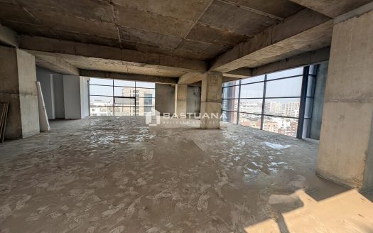 Prime Commercial Space for Rent in Dhanmondi