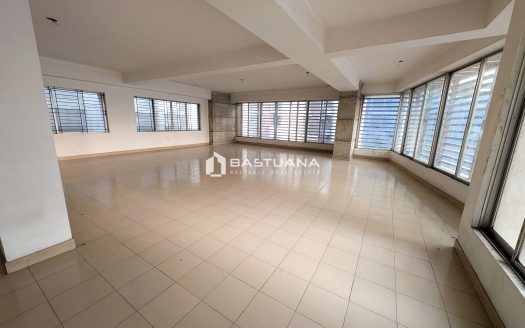 Uttara – 2,500 Sq. Ft. Commercial Space for Rent