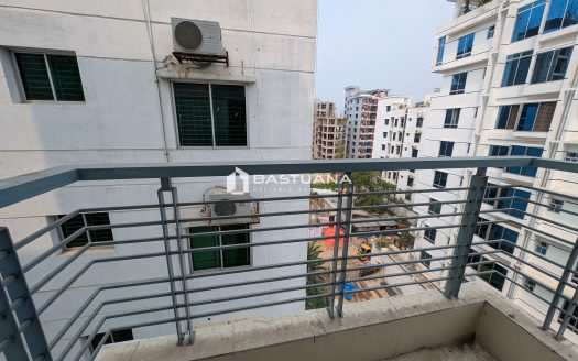 Bashundhara J Block- 2200 Sq.ft. Open Concept New Apartment