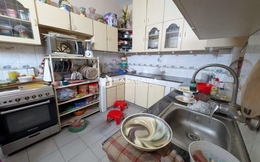 Gulshan 2- 2200 Sq.ft. Furnished Luxury Lake view Apartment