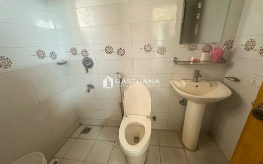 Bashundhara A Block- 2000 Sq.ft. Furnished Apartment