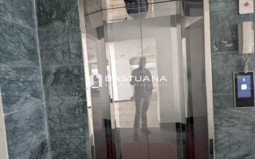 Bashundhara Block B- 2,100 Sq. Ft. | 3 Bed | 3 Bath |