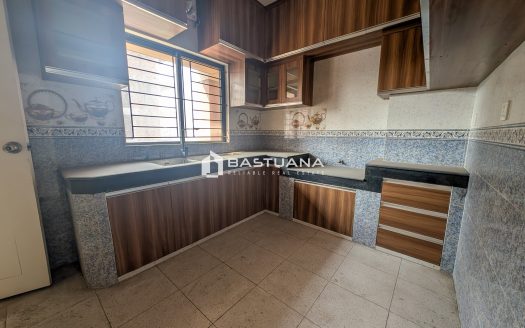 🏡 Spacious 4-Bed Ready Apartment for Sale – Bashundhara Block J